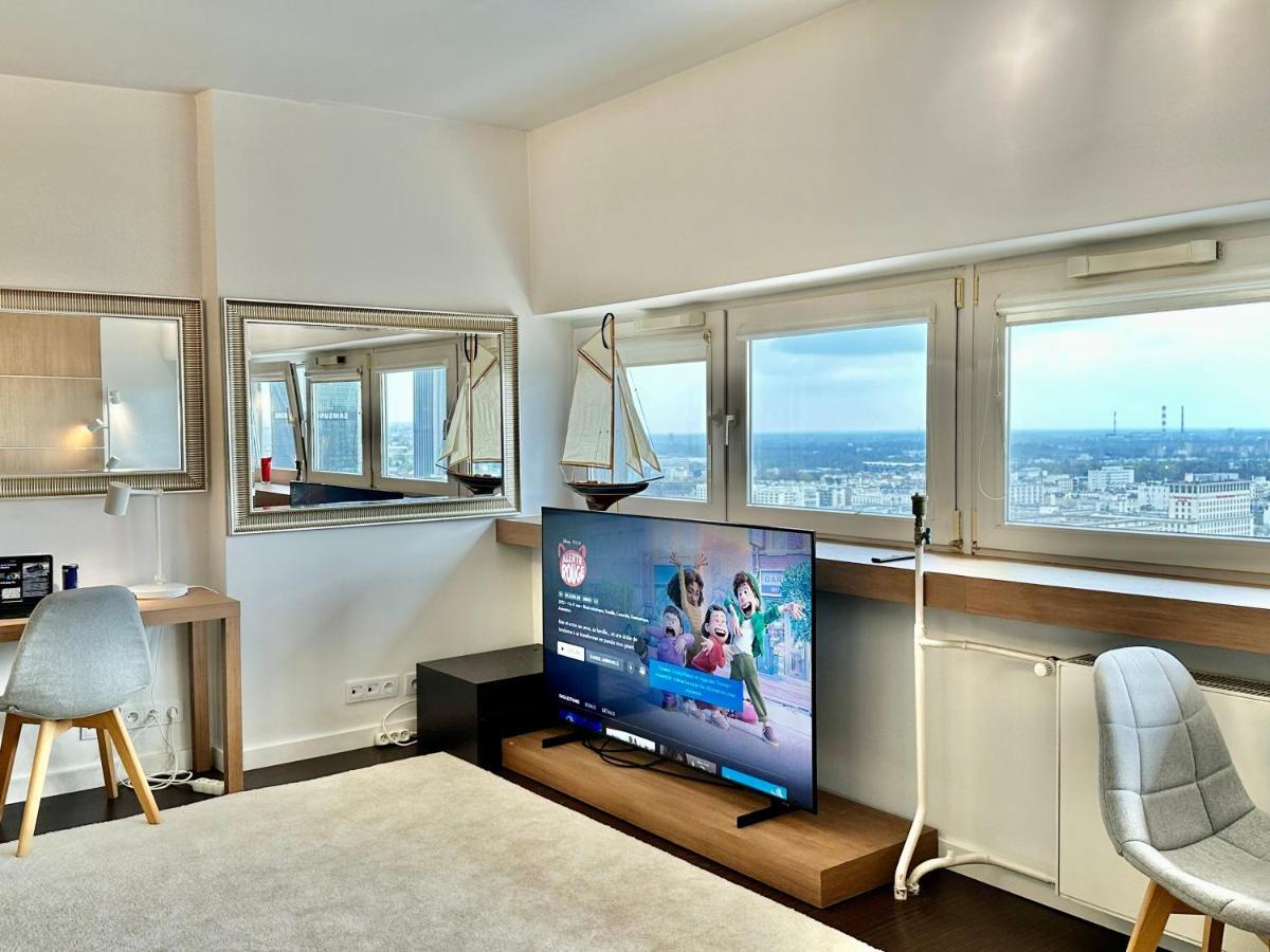 ורשה Top Metro X2 Fast Wifi 400 Mbs 70'Tv Netflix Hbo Max Appletv+ Disney+ מראה חיצוני תמונה