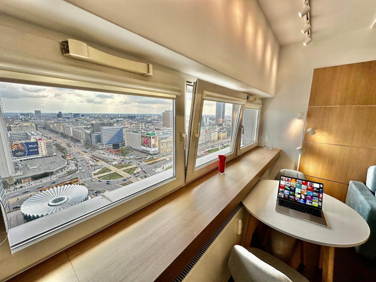 ורשה Top Metro X2 Fast Wifi 400 Mbs 70'Tv Netflix Hbo Max Appletv+ Disney+ מראה חיצוני תמונה