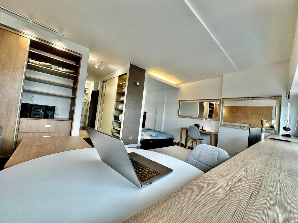 ורשה Top Metro X2 Fast Wifi 400 Mbs 70'Tv Netflix Hbo Max Appletv+ Disney+ מראה חיצוני תמונה